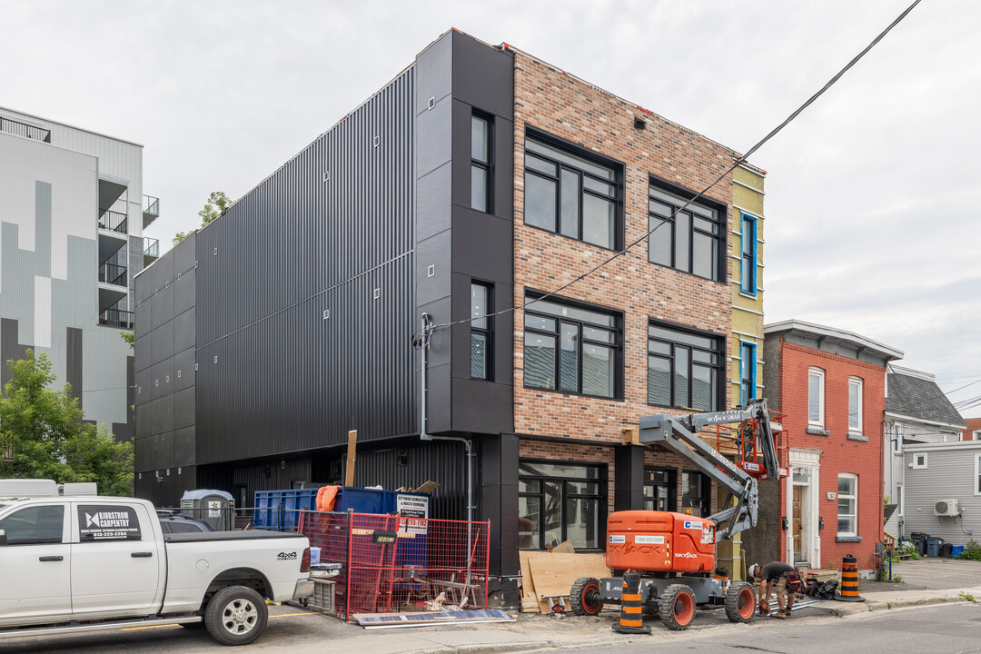 260B Armstrong St in Ottawa, ON - Building Photo