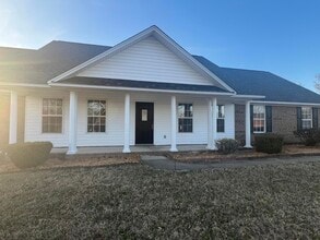 1240 Inabinet Dr in Sumter, SC - Building Photo - Building Photo