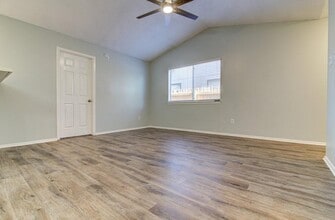 8200 West Gate Blvd in Austin, TX - Building Photo - Building Photo