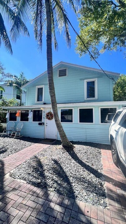505 SW 5th Ave in Fort Lauderdale, FL - Building Photo