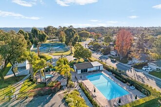 2039 Village Wood Rd in Encinitas, CA - Building Photo - Building Photo