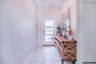 8977 Cabot Cliffs Dr in Davenport, FL - Building Photo - Building Photo