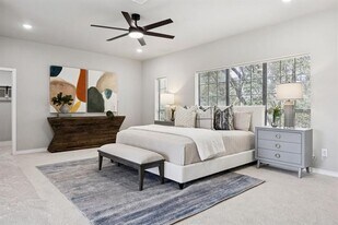 10 Chisholm Trail in Allen, TX - Building Photo