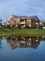 The Westbury in Memphis, TN - Building Photo