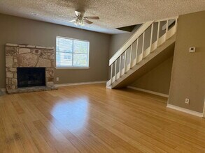 5322 Medical Dr in San Antonio, TX - Building Photo - Building Photo