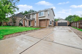 522 Crestwood Dr in El Lago, TX - Building Photo - Building Photo