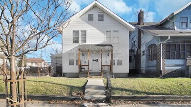 2198 Cleveland Ave in Columbus, OH - Building Photo - Building Photo