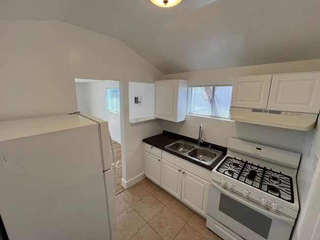 property at 1555 Buckeye Dr