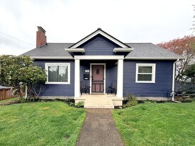 3601 Hoyt Ave in Everett, WA - Building Photo