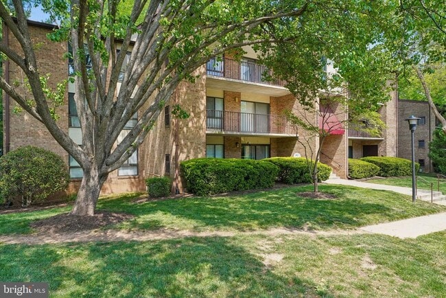 13215 Dairymaid Dr