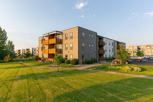 Cottonwood Corner Apartments in Bozeman, MT - Foto de edificio - Building Photo