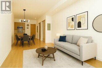 562 Eglinton Ave E in Toronto, ON - Building Photo - Building Photo