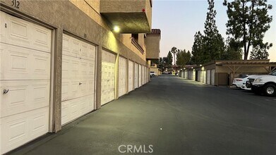 1140 W Blaine St in Riverside, CA - Building Photo - Building Photo