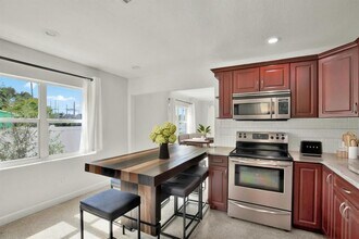 4954 1st Ave S in St. Petersburg, FL - Building Photo - Building Photo