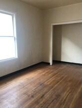 1445 W 72nd St in Chicago, IL - Building Photo - Building Photo