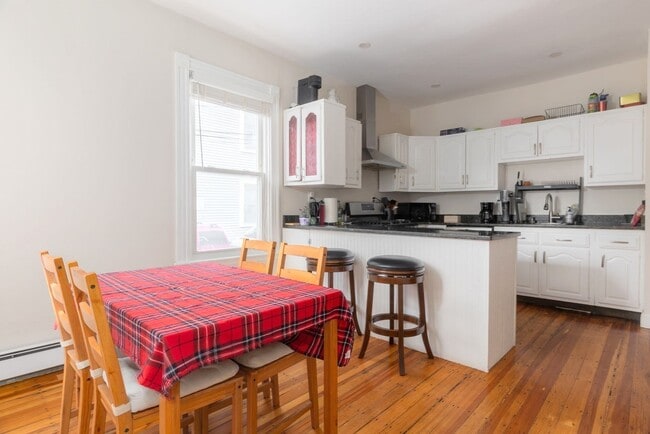 368 Washington St, Unit 1 in Cambridge, MA - Building Photo - Building Photo