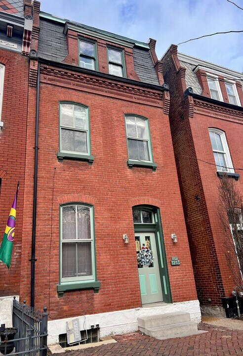1213 Sidney St, Unit 1213 Sidney Street in St. Louis, MO - Building Photo
