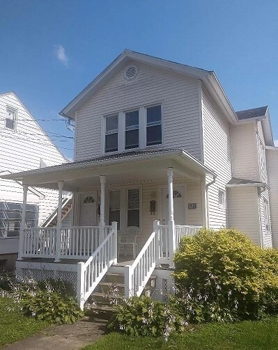 127 Fort St, Unit 1 in Forty Fort, PA - Building Photo