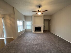 7534 Longing Trail in San Antonio, TX - Building Photo - Building Photo