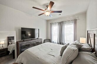3306 Old Ironwood Dr in Spring, TX - Building Photo - Building Photo