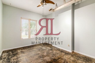 821 Oak St in Columbus, OH - Building Photo - Building Photo