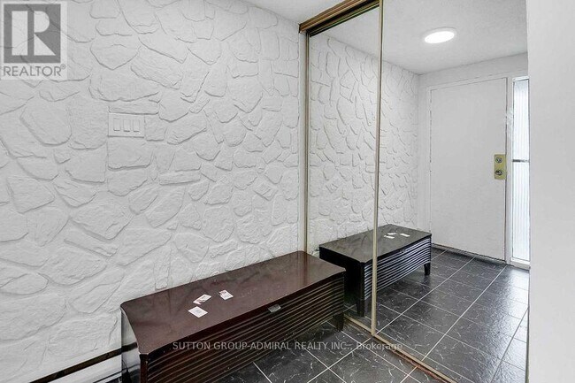 143 Torresdale Ave in Toronto, ON - Building Photo - Building Photo