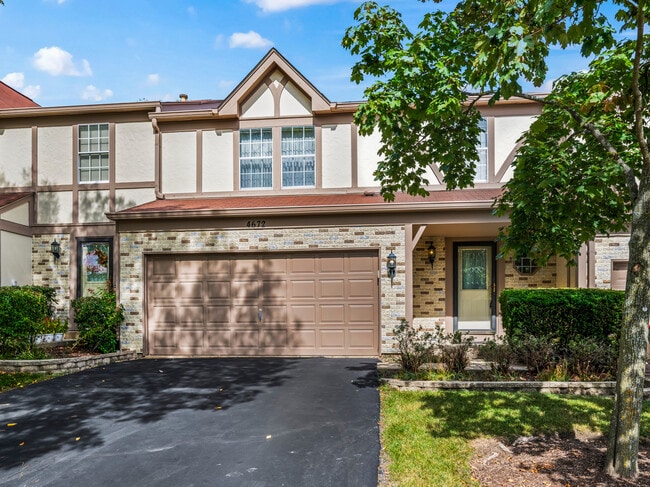 property at 4672 N Sapphire Dr