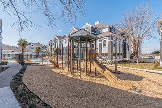 Capitol Crossing in Austin, TX - Building Photo - Building Photo