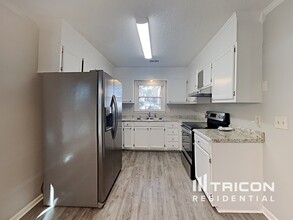 26 Maid Lynn Ct in Irmo, SC - Building Photo - Building Photo