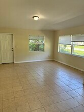 6081 E Quitman St in Bay St. Louis, MS - Building Photo - Building Photo