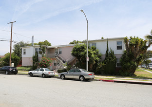 3988-3996 Bledsoe Ave in Los Angeles, CA - Building Photo - Building Photo