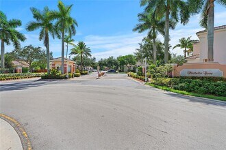 2258 NE 42nd Ave in Homestead, FL - Building Photo - Building Photo