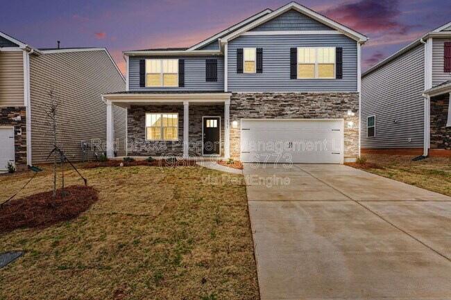 136 Mdw Vw Dr in Statesville, NC - Building Photo - Building Photo