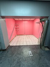 1124 Elmwood Ave in Buffalo, NY - Foto de edificio - Interior Photo