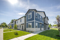 Orchard Park Townhomes in Idaho Falls, ID - Foto de edificio - Building Photo