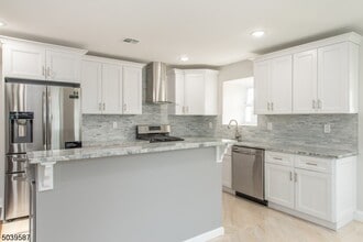 43 Perrin Ave in Pompton Lakes, NJ - Building Photo - Building Photo