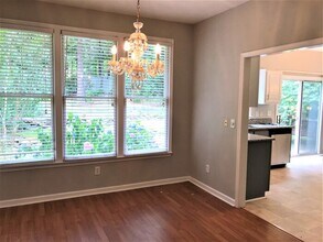 37 Park Village Ln in Greensboro, NC - Building Photo - Building Photo