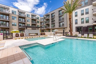 MAA Val Vista in Gilbert, AZ - Building Photo - Building Photo