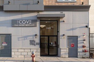 The Cove in Jersey City, NJ - Foto de edificio - Building Photo