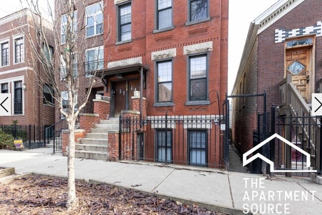 1627 N Winchester Ave, Unit G in Chicago, IL - Building Photo - Building Photo