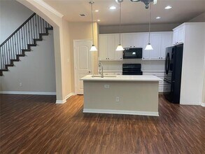 4936 Empire Way in Irving, TX - Building Photo - Building Photo