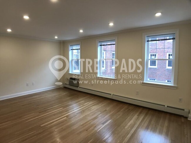 property at 34 Harris St