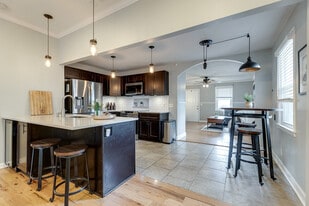 2505 Oakwood Ave, Unit House in Nashville, TN - Building Photo