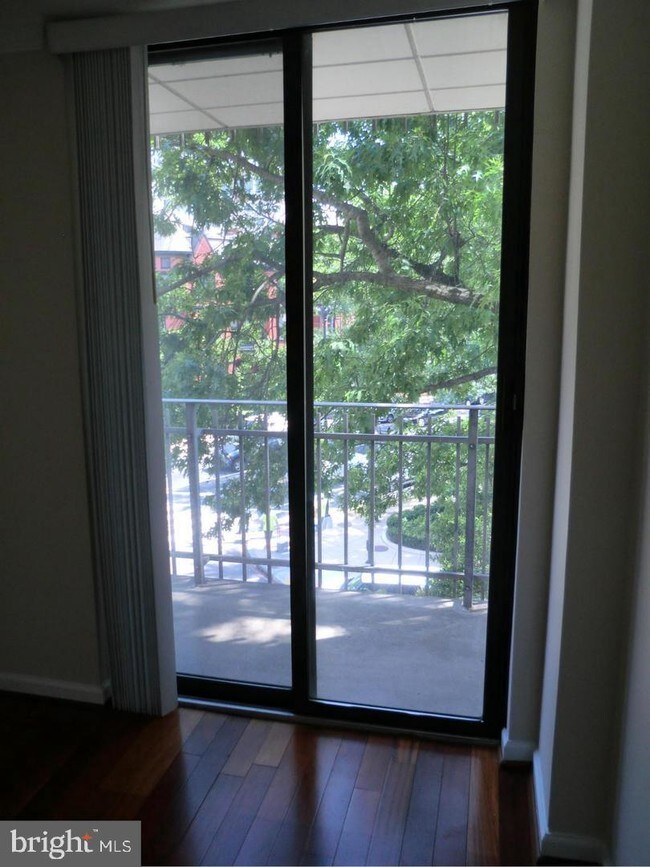 2201 L St NW-Unit -308 in Washington, DC - Building Photo - Building Photo