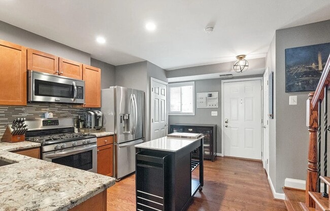 1315 N Van Dorn St in Alexandria, VA - Building Photo - Building Photo