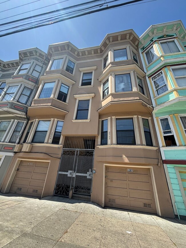 property at 2264 Bryant St