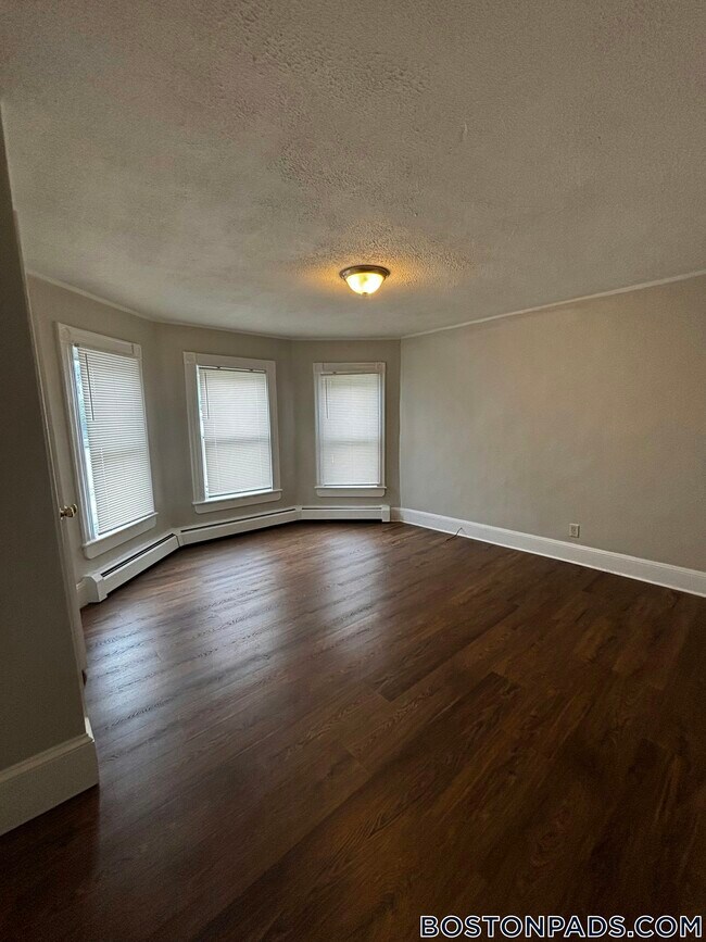 45 Sturbridge St in Boston, MA - Building Photo - Building Photo