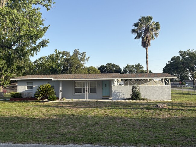 property at 900 NE 44th St