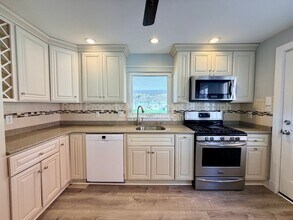 521 Farnsworth St in Pittsburgh, PA - Building Photo - Building Photo