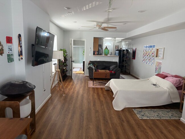 5014 Curtis Ave in Baltimore, MD - Building Photo - Building Photo